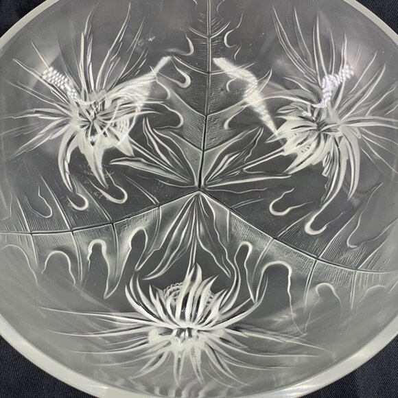 Verlys Bowl Thistle Pattern Frosted Pressed Art Glass 8.5" Signed 1930s - Picture 2 of 8